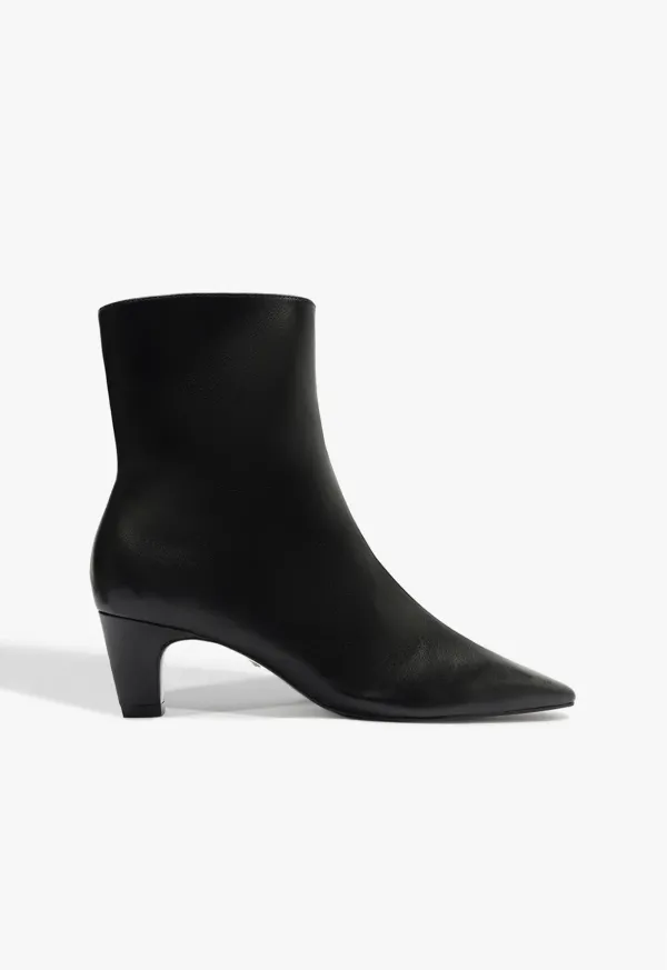 Dellia Bootie - Black