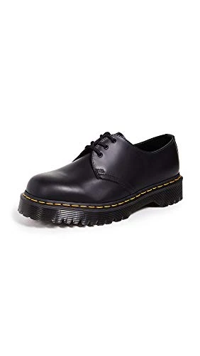 1461 Derbys, Black (Black Virginia 001), 3 UK