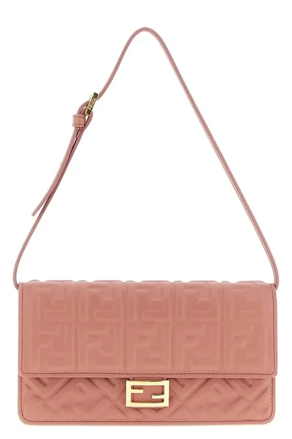 Baguette Wallet On Chain - Pink