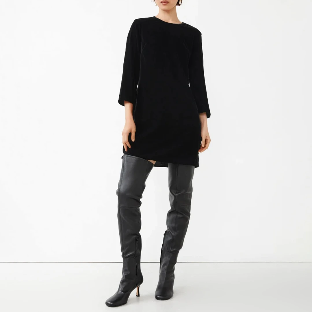 Black Betsy Velvet Dress