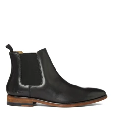 Black Wander Boots
