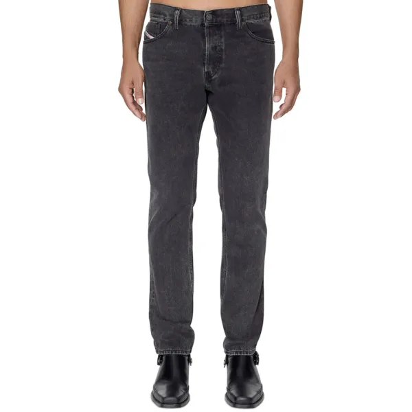 Black Wash 1995 Sark Straight Jeans - Black