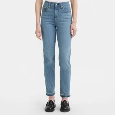 Blue 724&trade; High Rise Straight Stretch Jeans