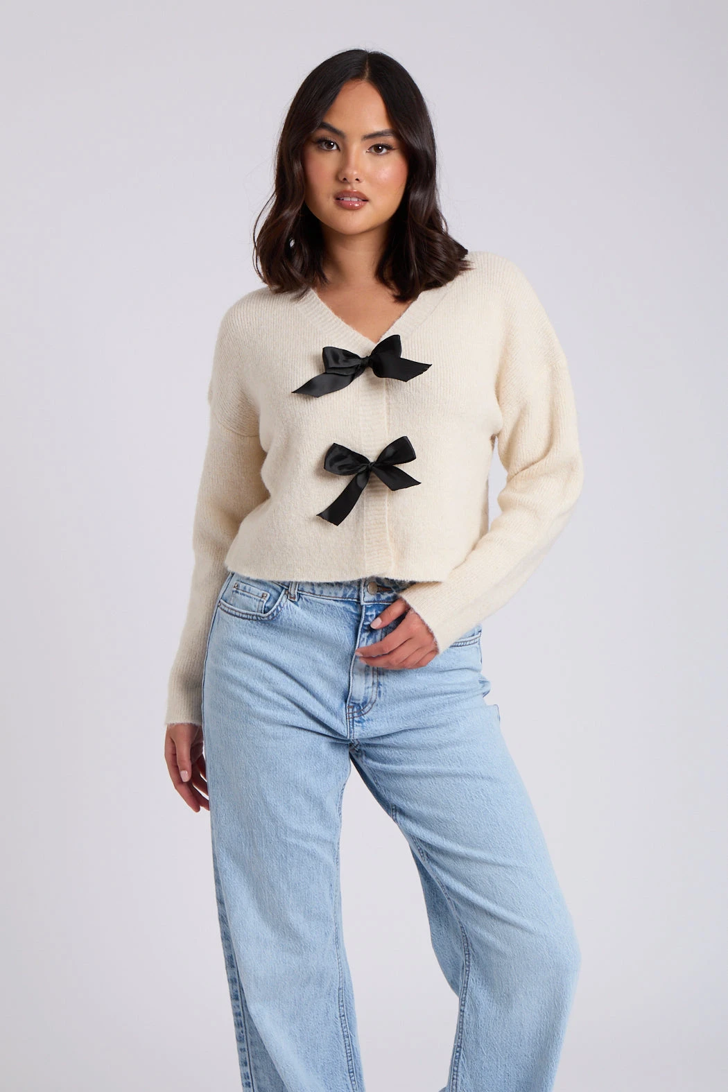 Bow Front Cardigan Cream /