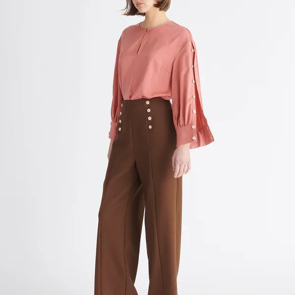 Button sleeve blouse