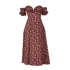 Charming Boho Maxi Dress with Elegant Flower Patterns for Summer Getaways Charming Boho Maxi Dress with Elegant Flower Patterns for Summer Getaways