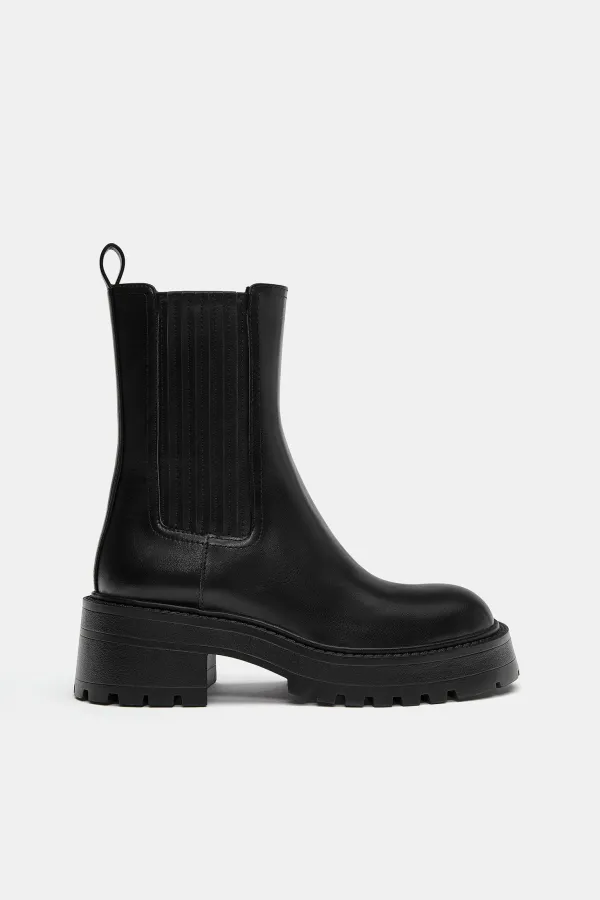 Chelsea High-Heel Ankle Boots - Black