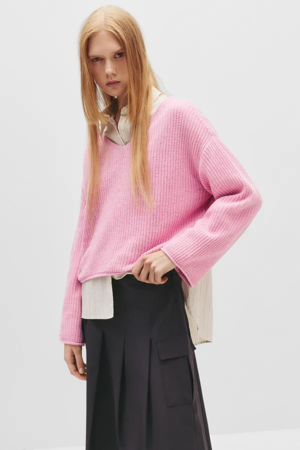 Chenille V-Neck Sweater - Pink