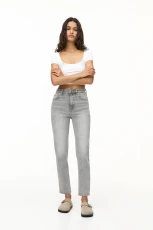 Comfort Mom Jeans