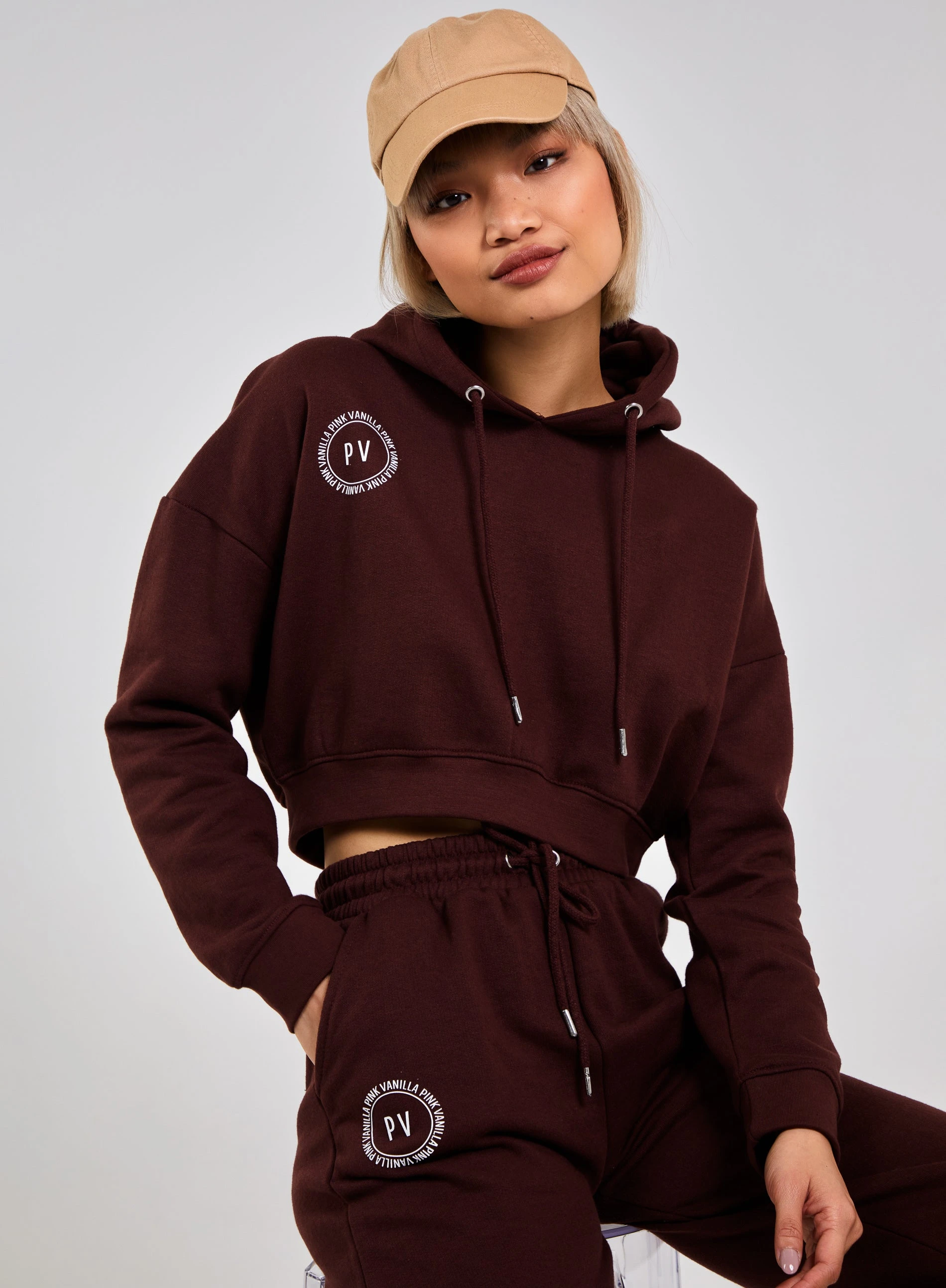 Cropped Hoodie  - M  - Chocolate