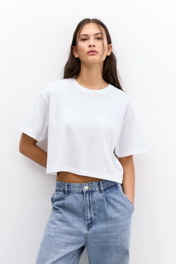 Cropped Short Sleeve T-Shirt - White
