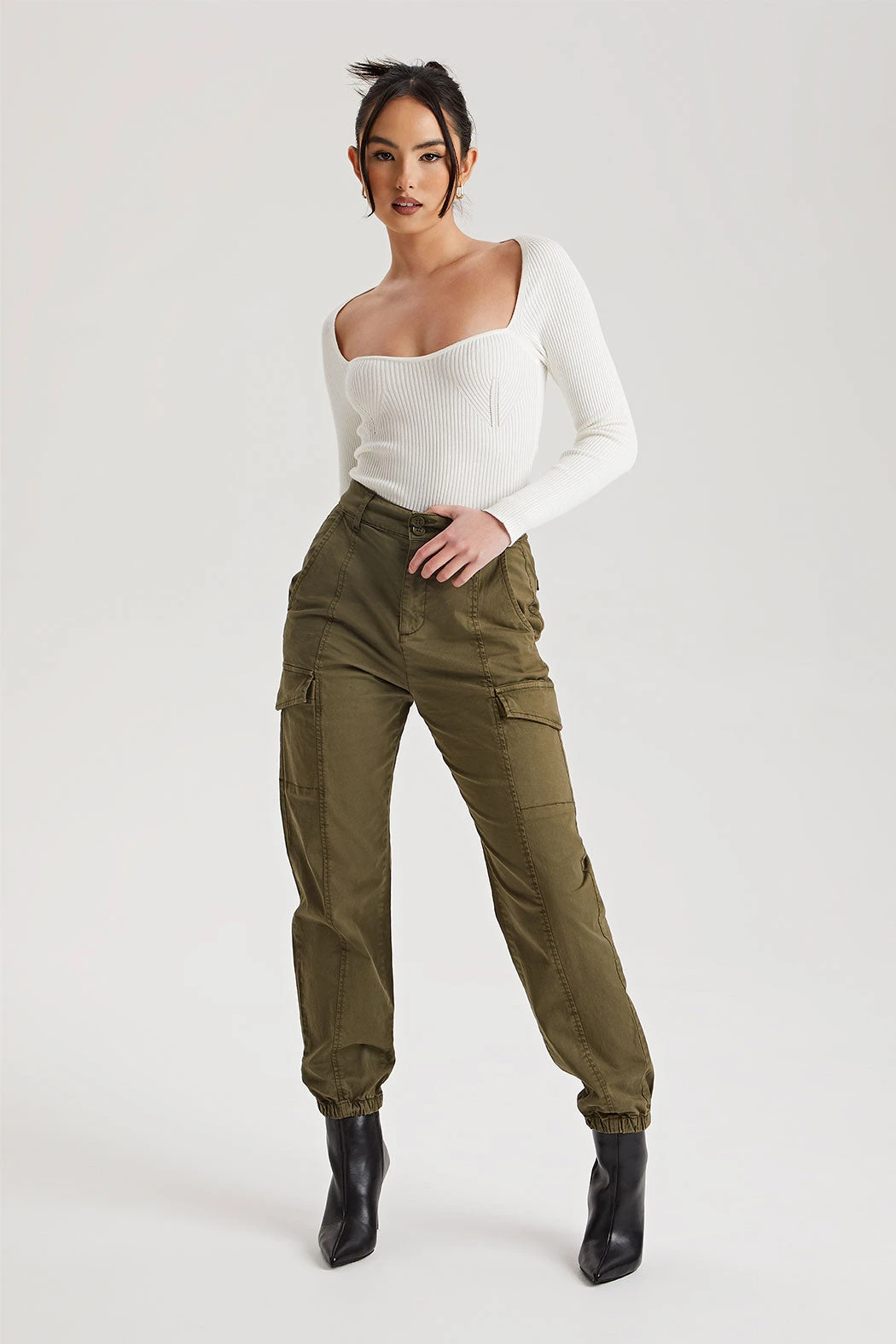 Cuffed Cargo Pants Khaki /