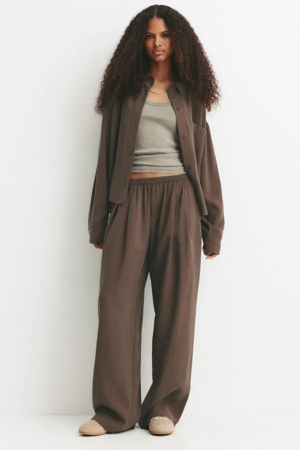 Darted Smart Trousers - Brown