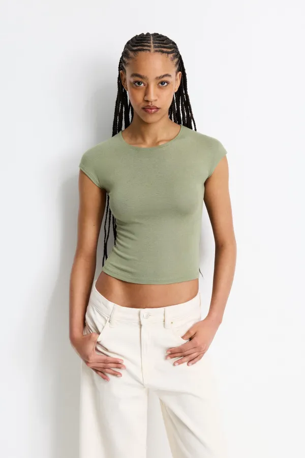 Fitted Short Sleeve T-Shirt - Pale khaki