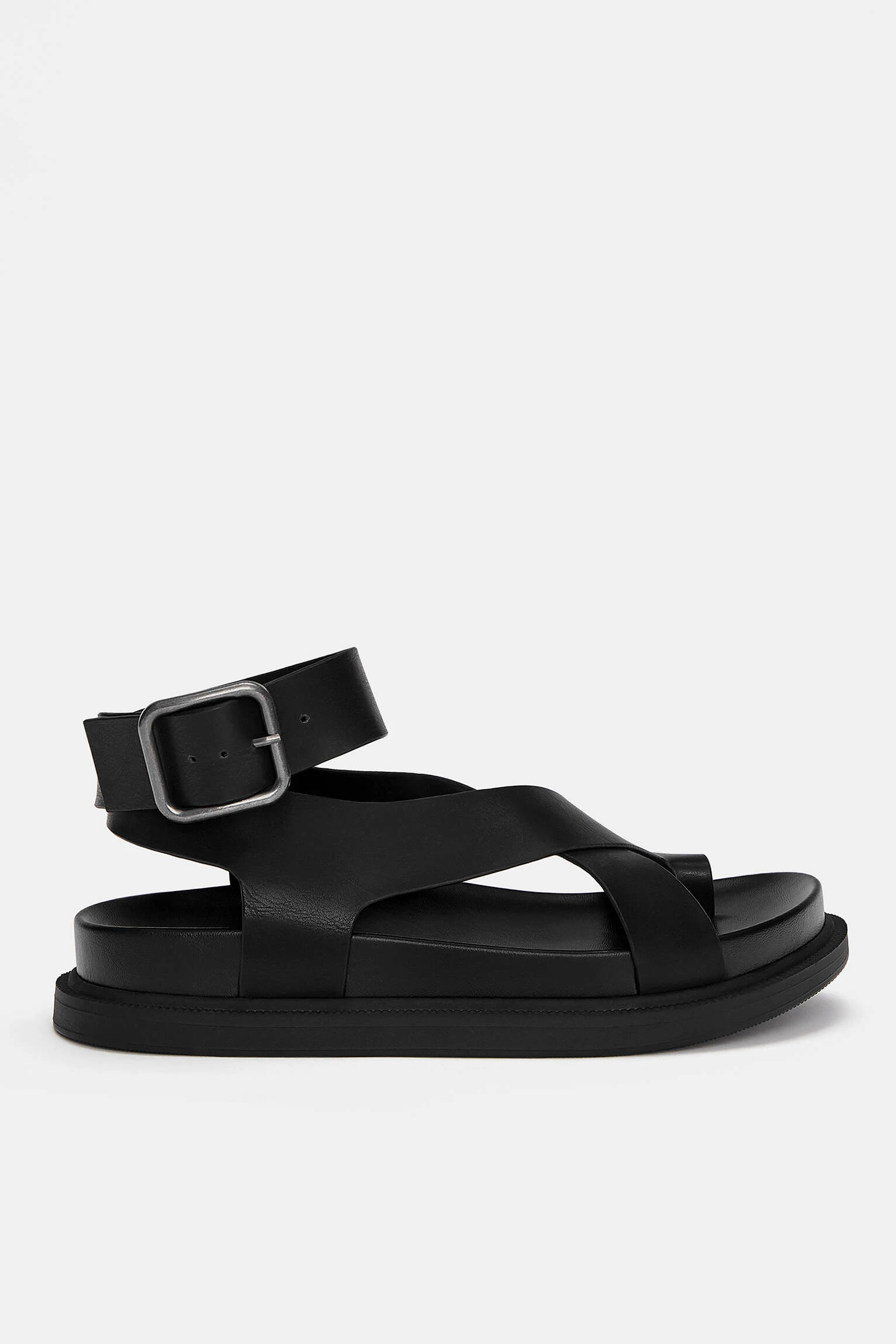 Flat Sandals With Buckle