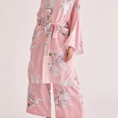 Floral kimono robe