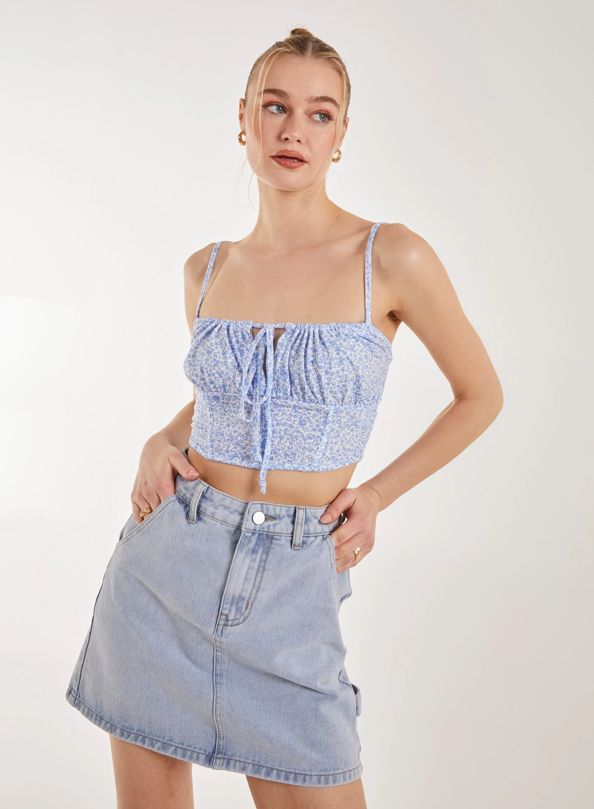 Floral Tie Front Cami Cropped Top  - 8  - Blue/White