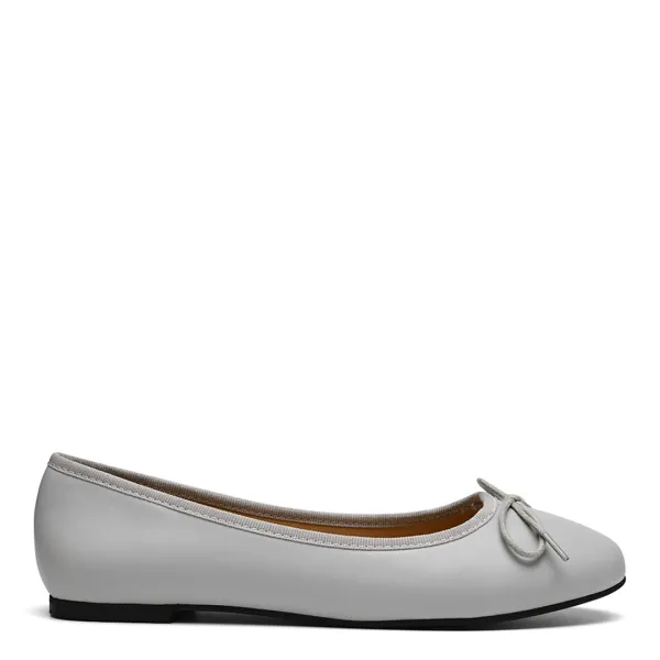 Grey Leather Amelie Pump - Grey