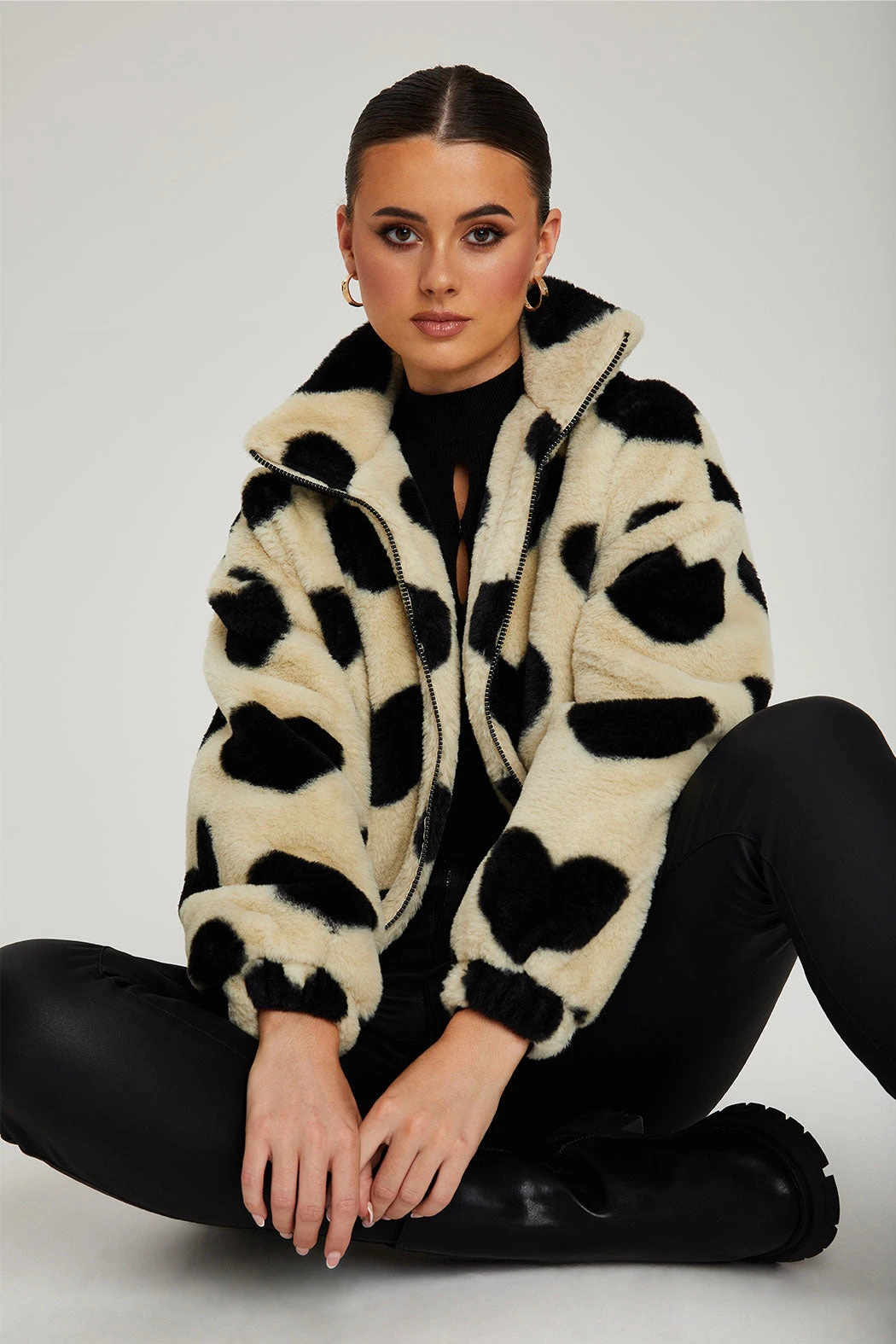 Heart Print Fur Zip Up Ecru /