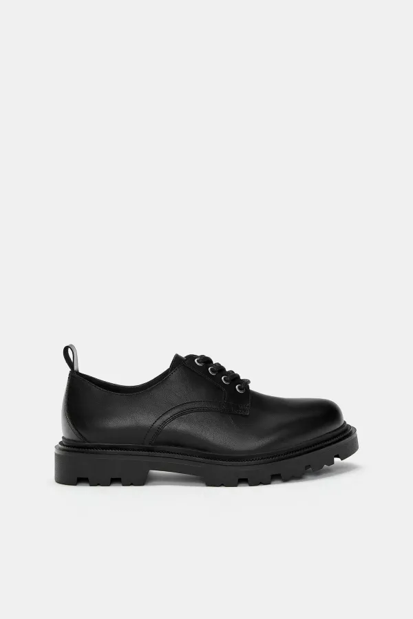 Lace-Up Shoes - Black