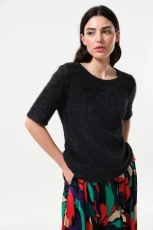 Laureen Eyelash Rib Short Sleeve Jumper - Black - 








  
    
    


  Black

