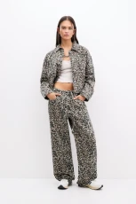 Leopard Print Baggy Jeans With Belt Leopard Print Baggy Jeans With Belt