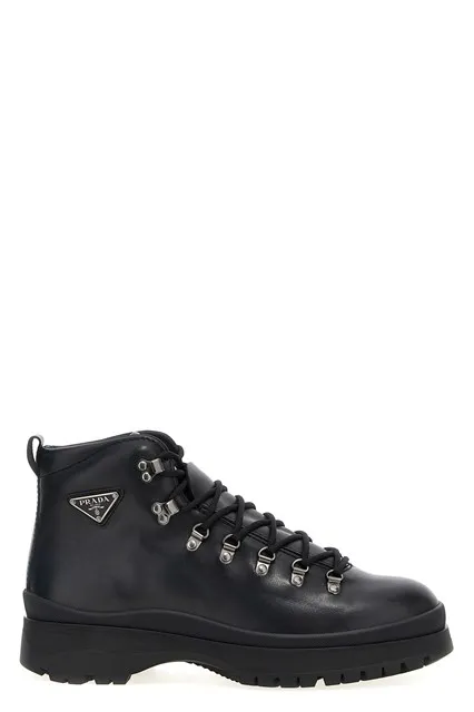 Logo leather ankle boots - Black