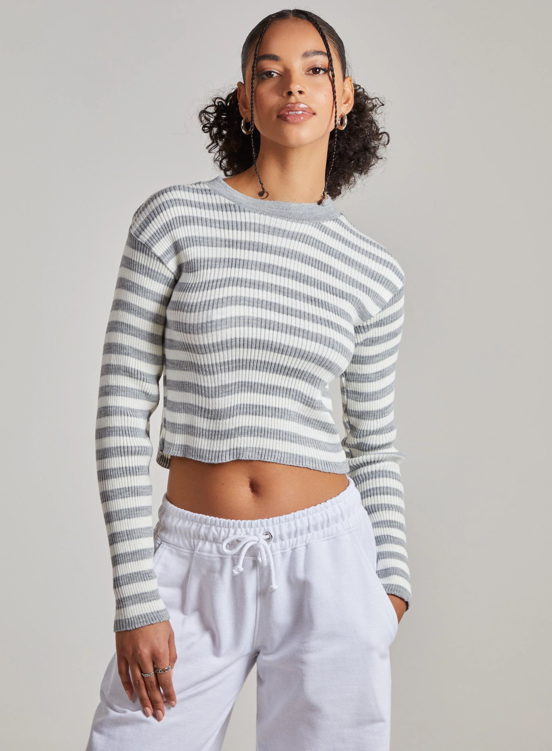 Long Sleeve Knitted Striped Jumper  - M/L  - Grey