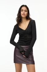Long Sleeve T hirt With Gathering - Black