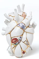 Love In Bloom Kintsugi Vase Size U