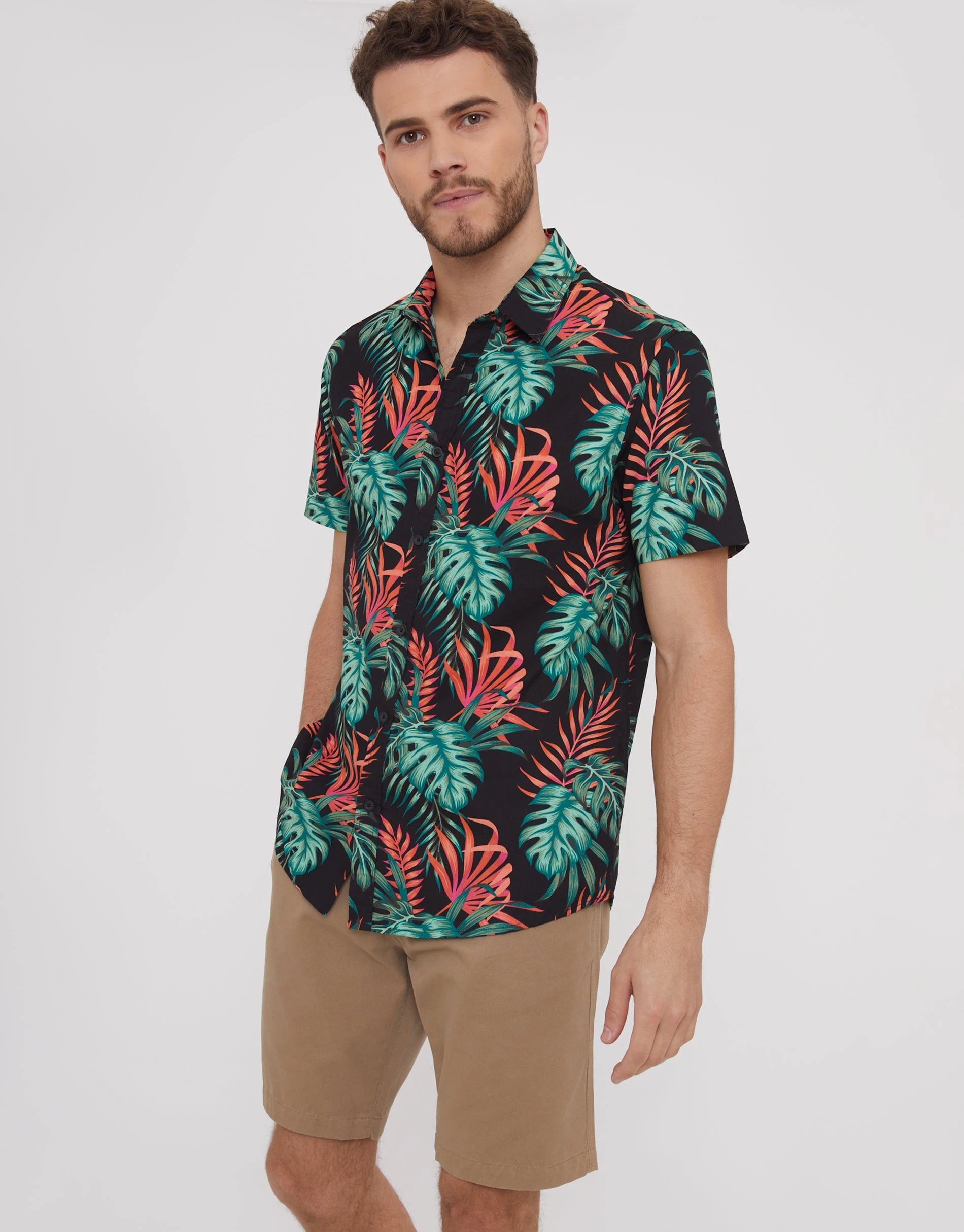 Men's Black Cotton Tropical Print Short Sleeve Shirt