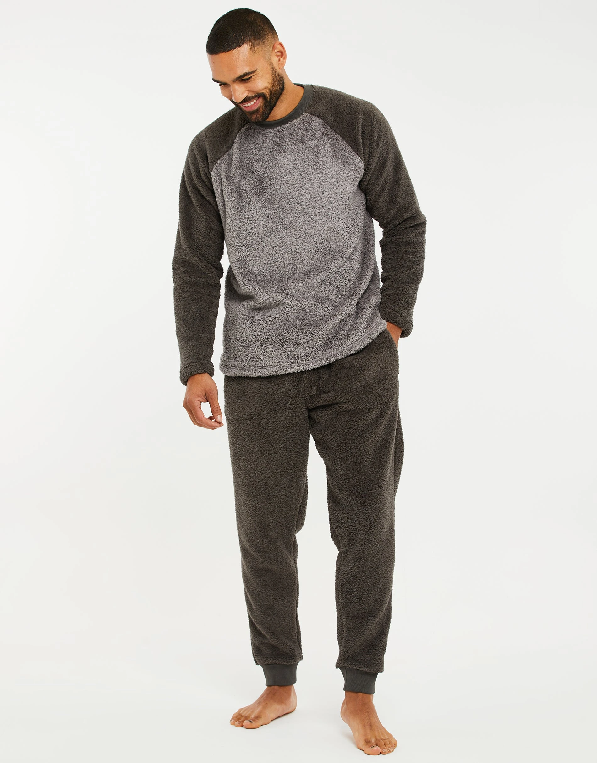 Men's Charcoal Faux Borg Loungewear (2-Piece Set)