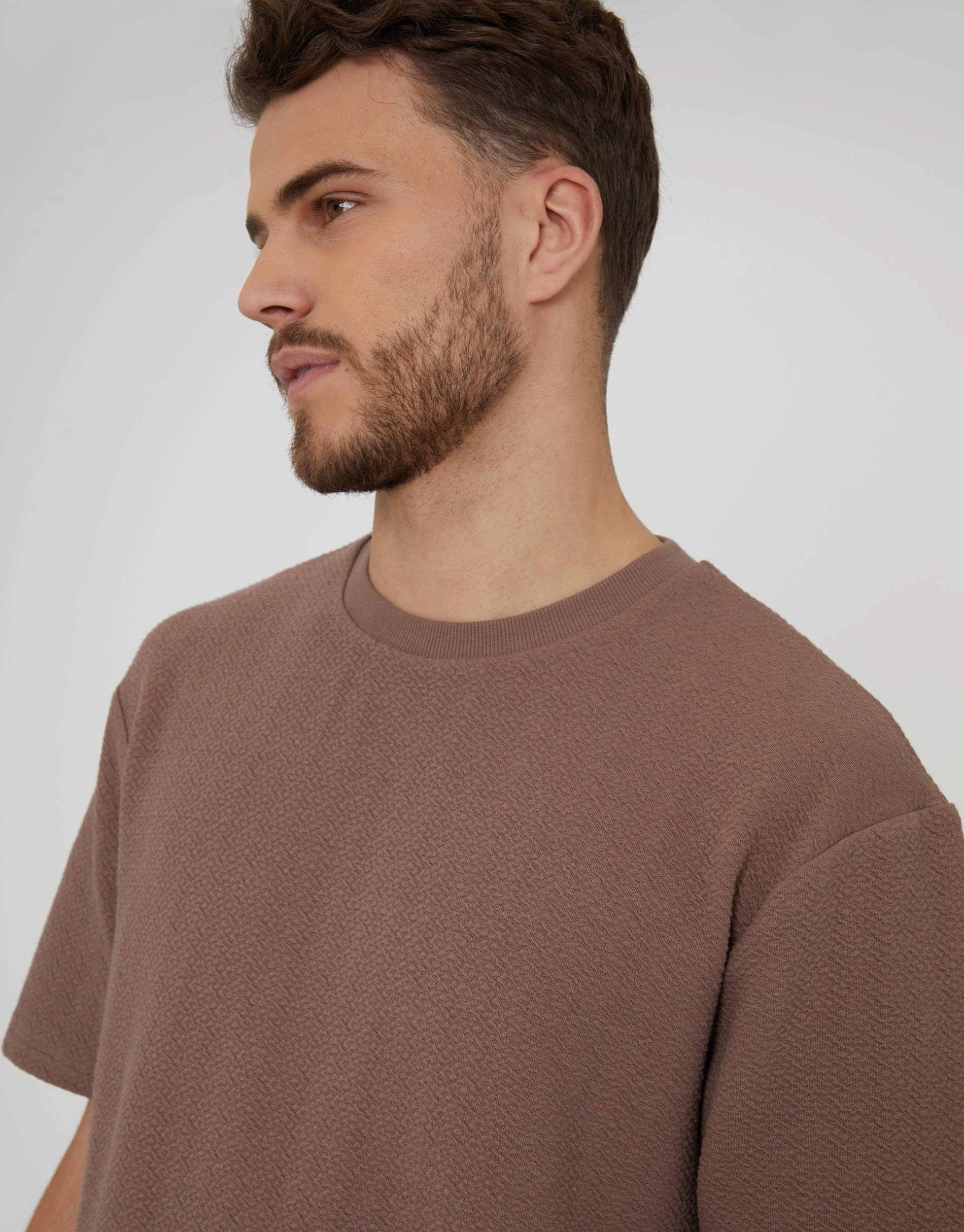 Men's Deep Taupe Relaxed Fit Textured T-Shirt