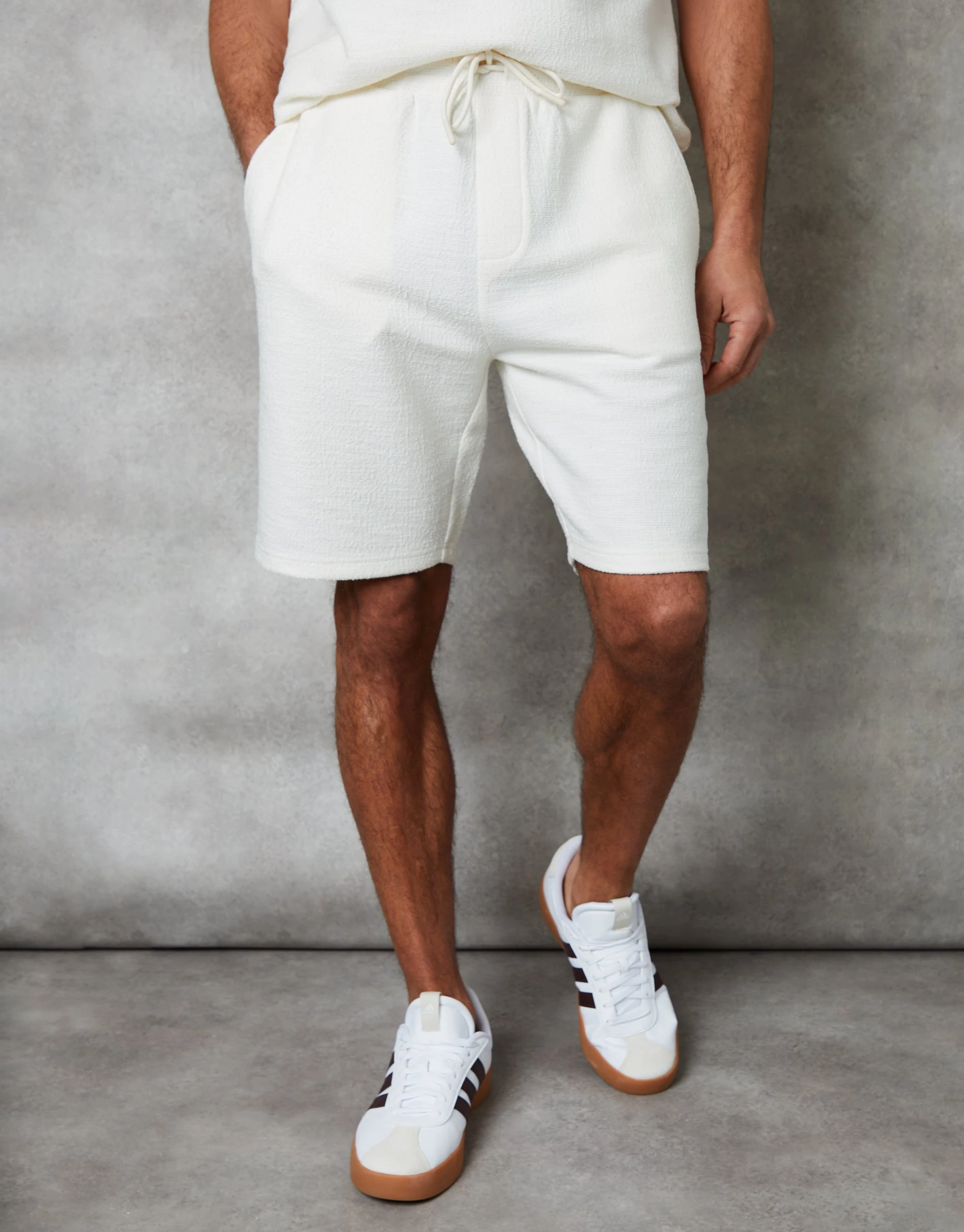 Men's Ecru Textured Elasticated Shorts