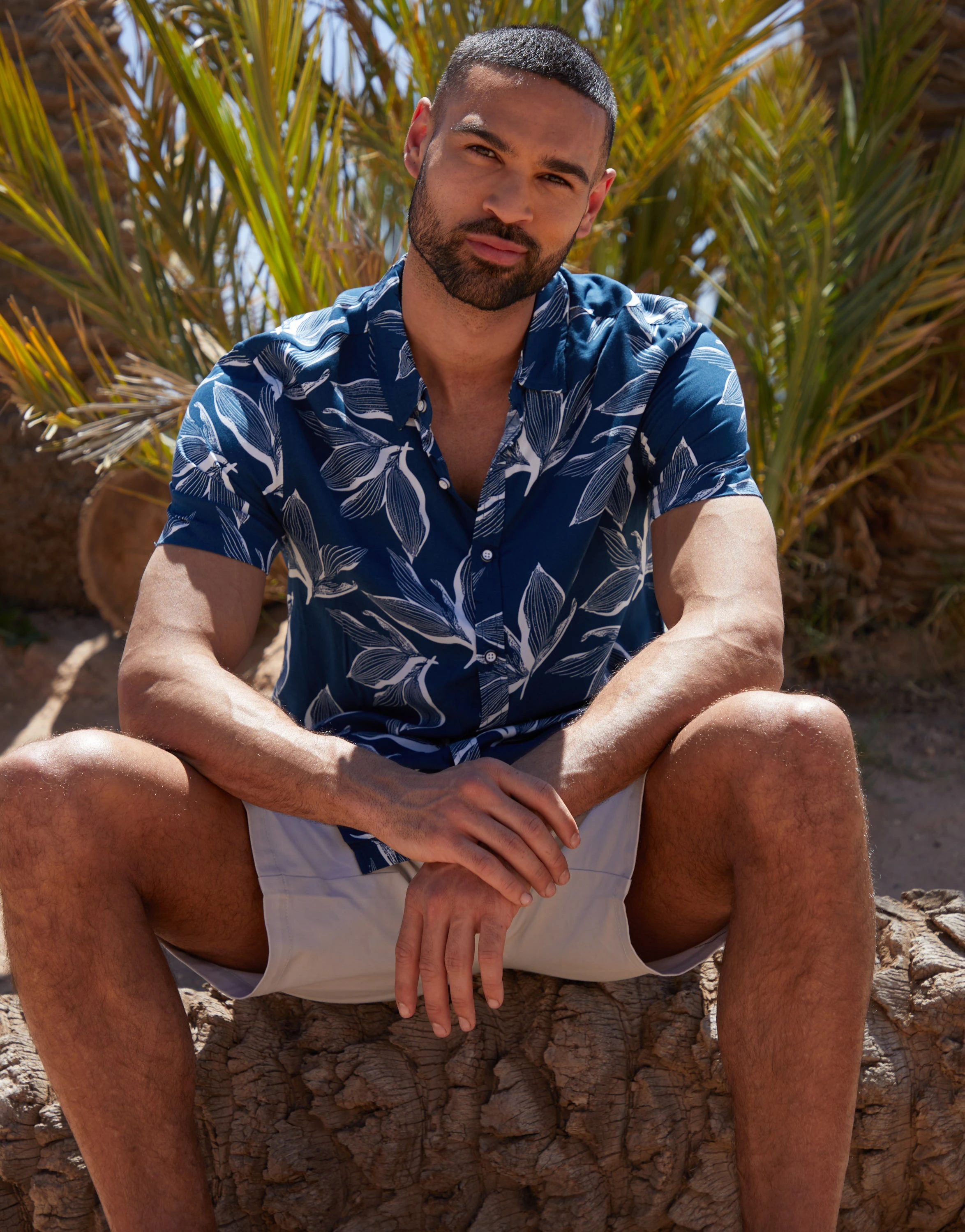 Men's Navy Leaf Print Short Sleeve Shirt