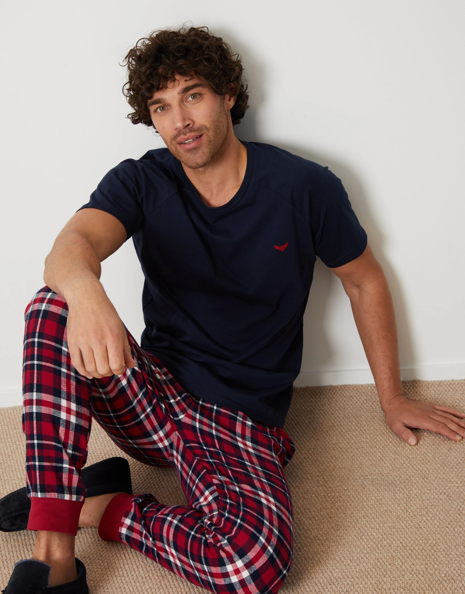 Men's Navy & Red Check Pyjama T-Shirt & Bottoms (2-Piece Set)