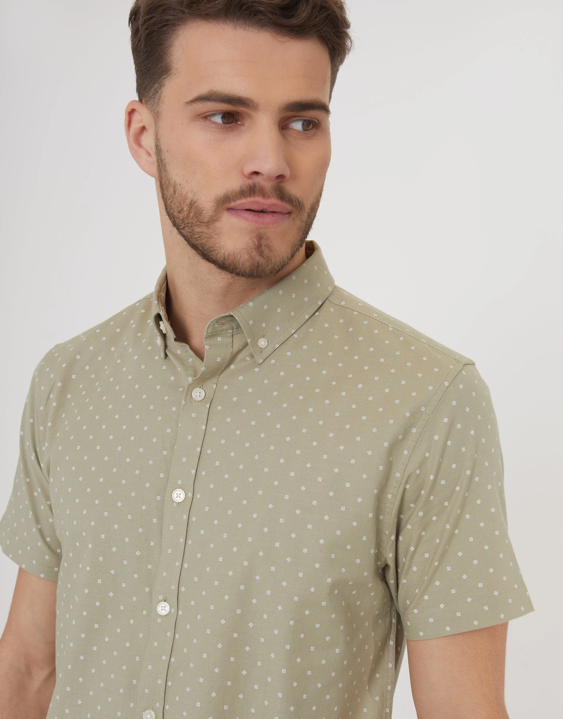 Men's Sage Geo Print Short Sleeve Shirt