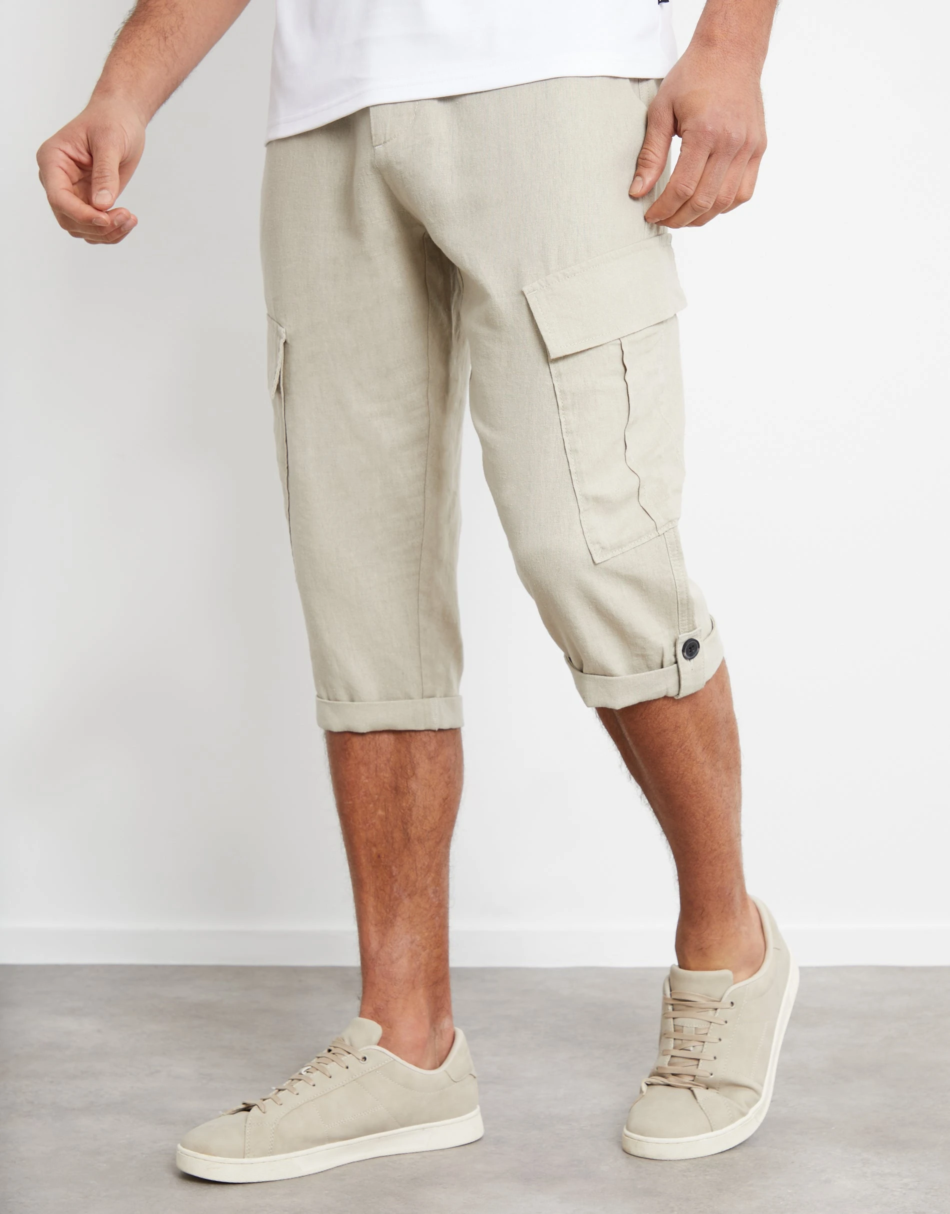 Men's Stone Linen Blend 3/4 Length Cargo Trousers