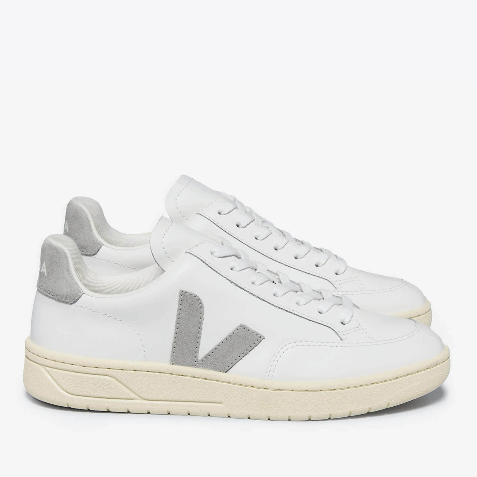 Men’ V Logo-Appliquéd Leather and Suede Trainers - UK - White
