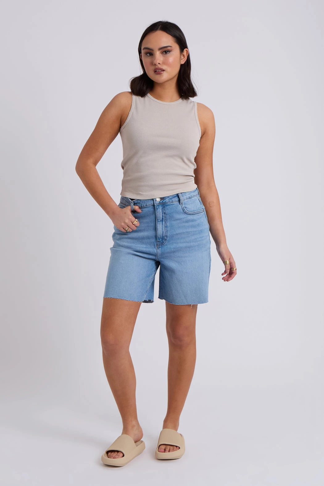 Mid-Wash Bermuda Shorts Blue /