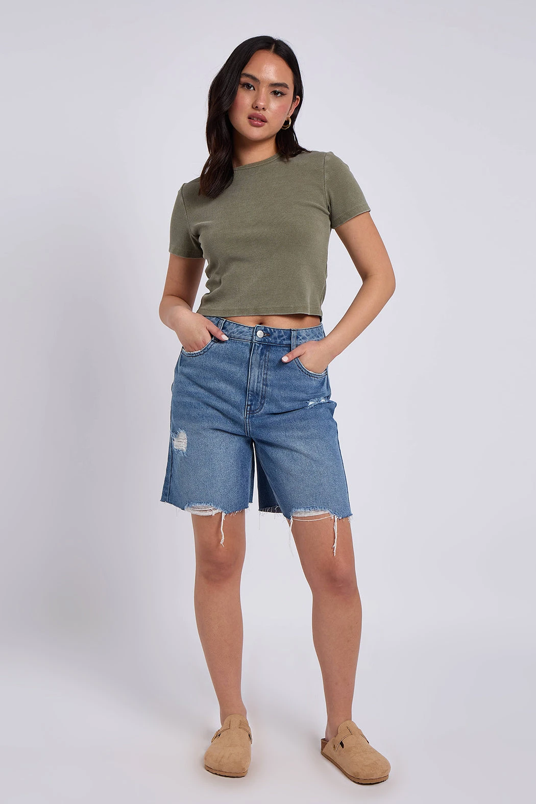 Mid Wash Distressed Bermuda Short /