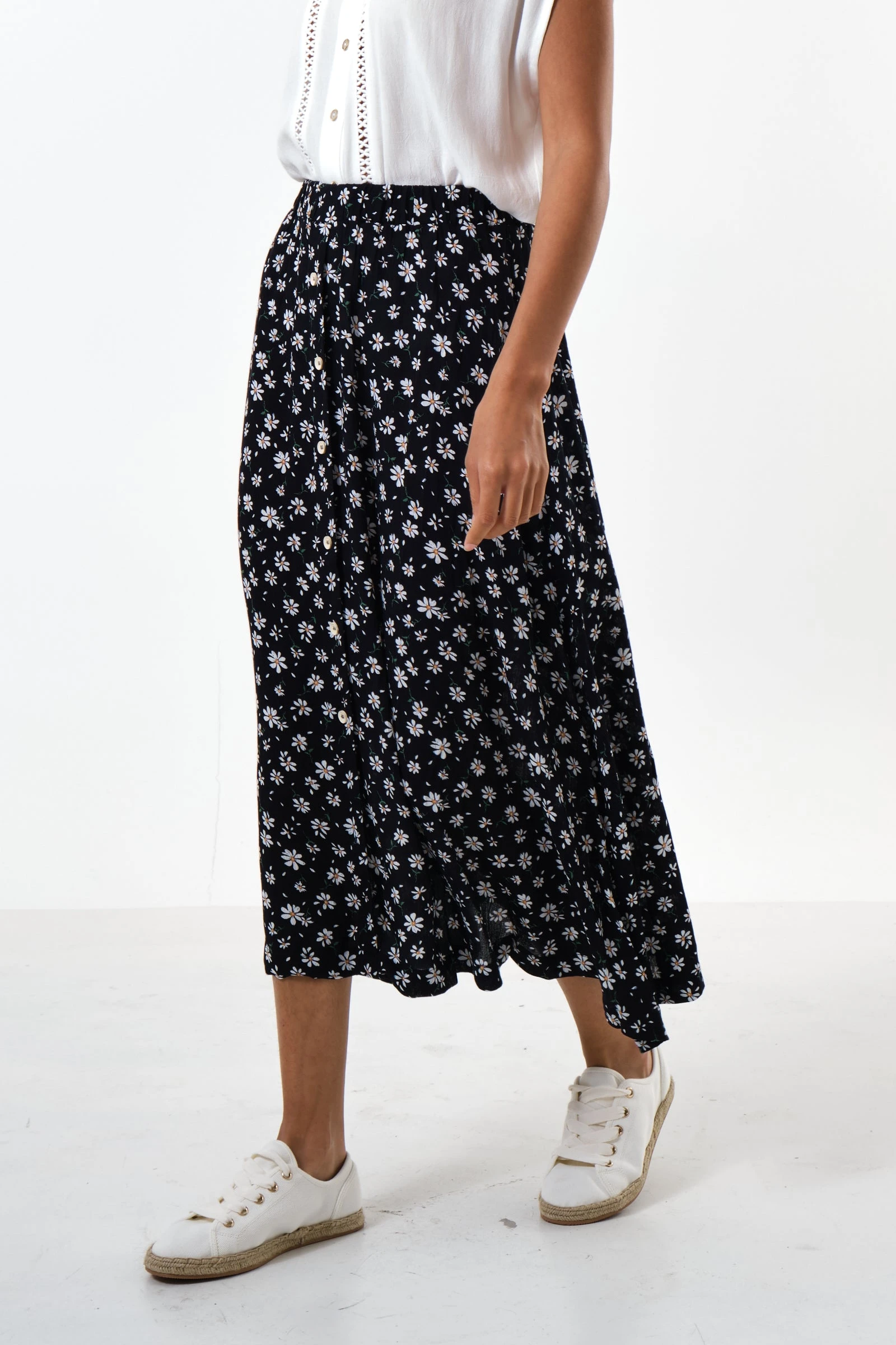 Nese Daisy Drop Print Midi Skirt - Navy