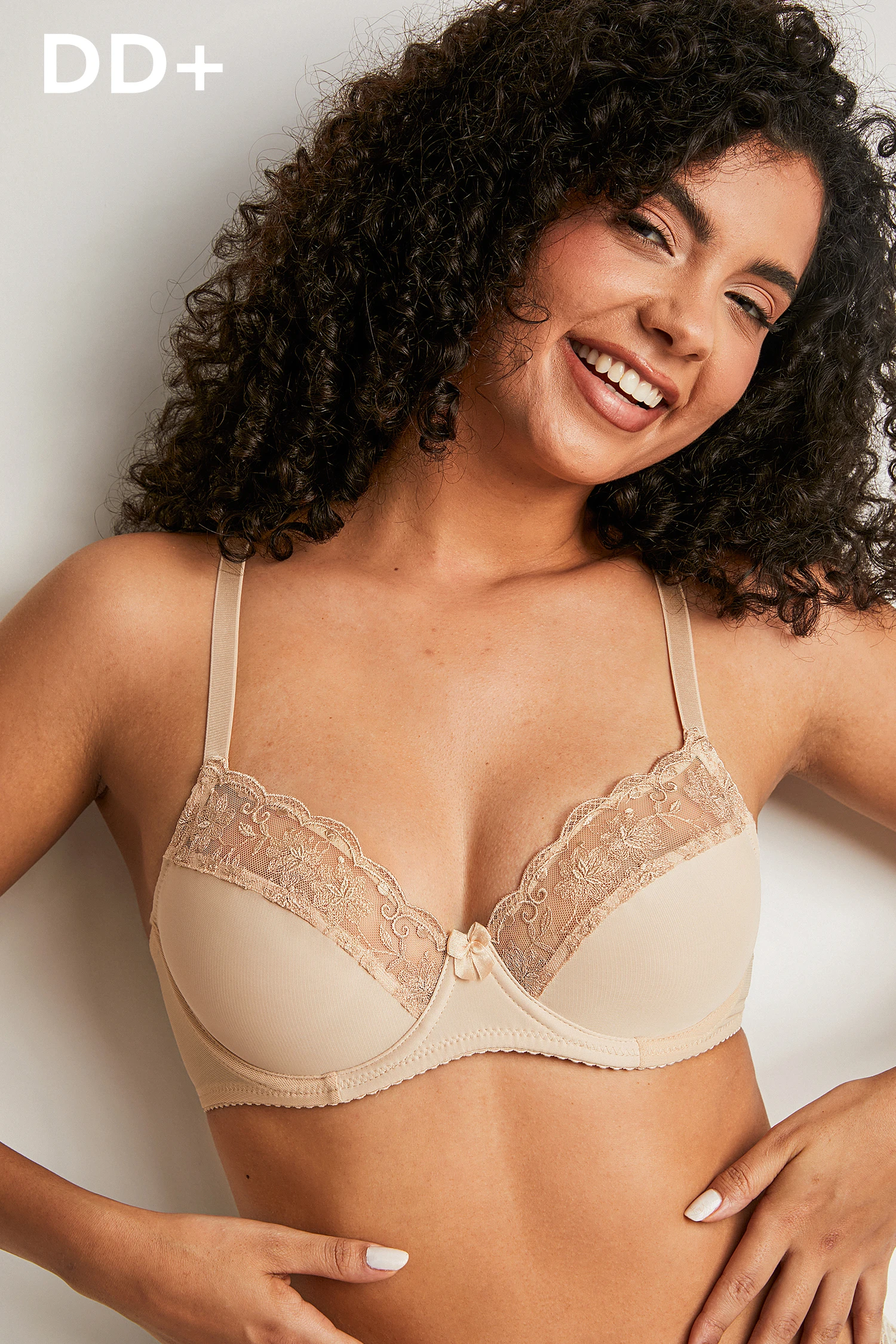 Neutral Romantic Lace Underwire Bra