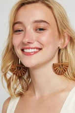 Noah Wooden Pendant Earring