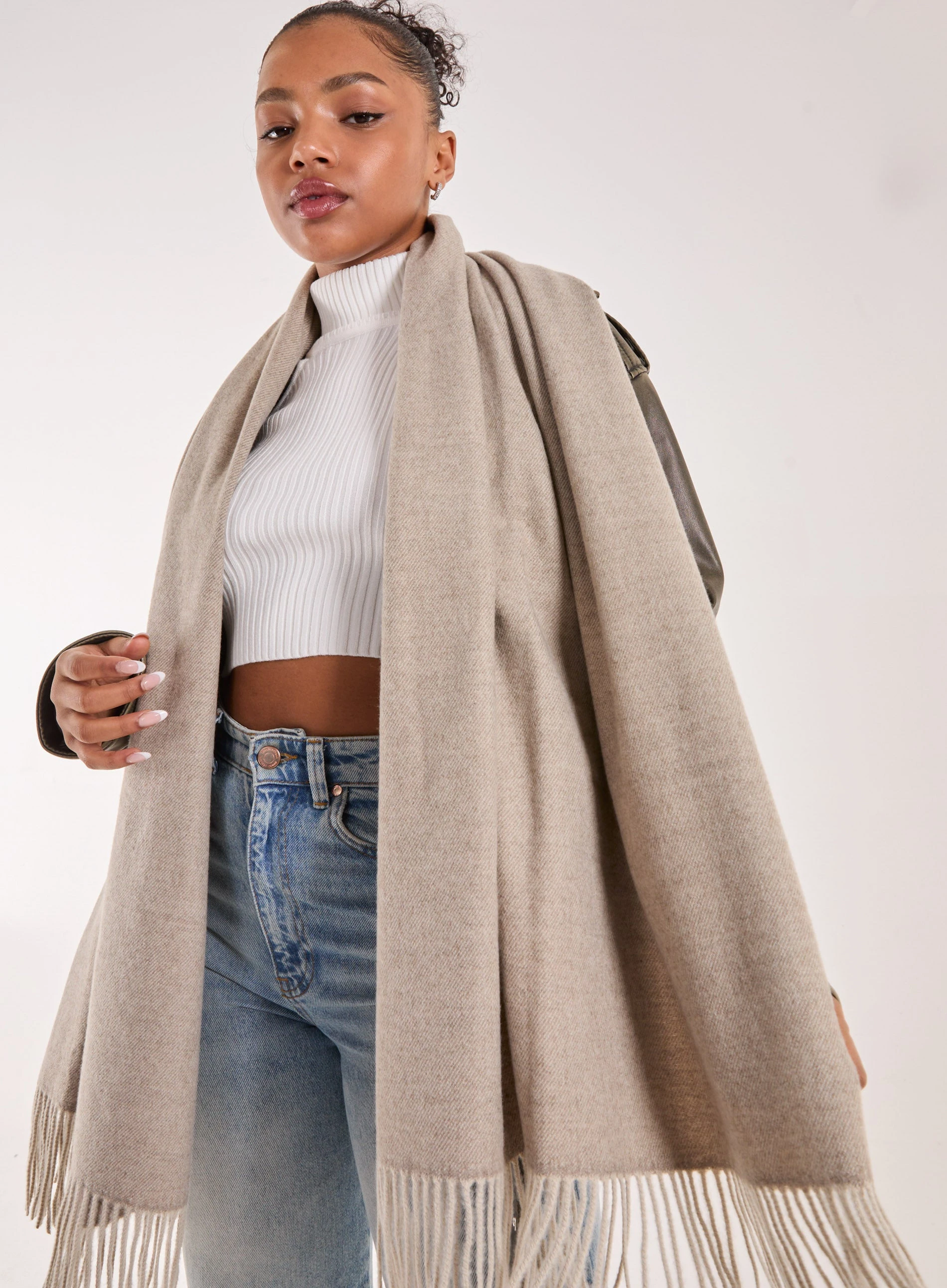 Plain Fluffy Scarf - ONE - TAUPE