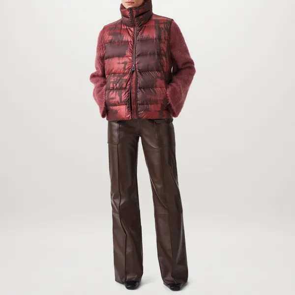 Red Abstract Laurel Gilet - Red