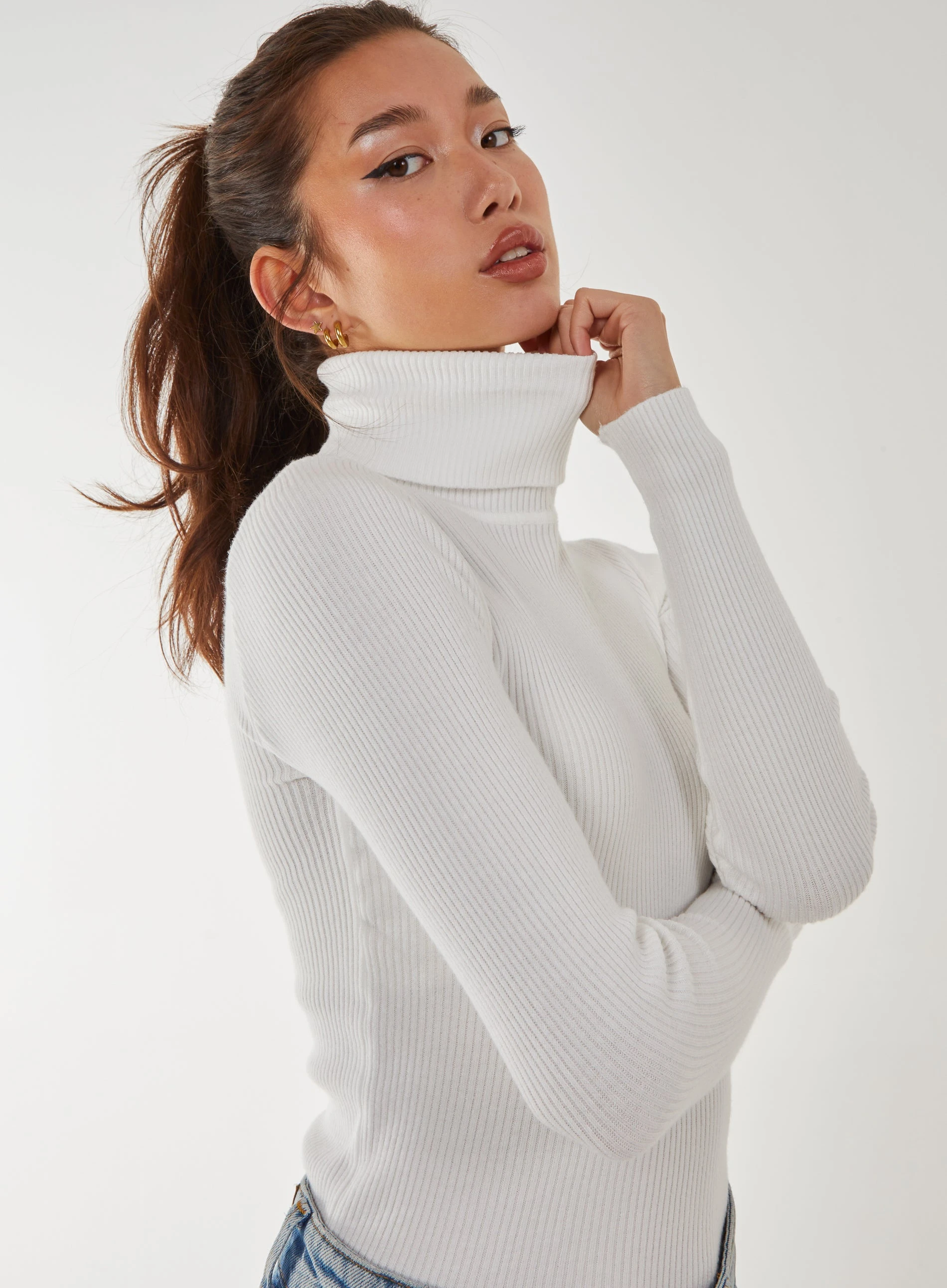 Roll Neck Knit Top  - M/L  - Ivory