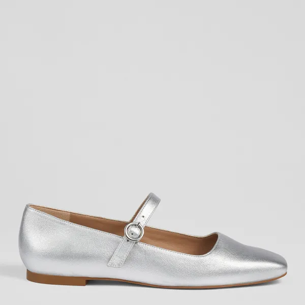 Silver Willow Leather Pumps