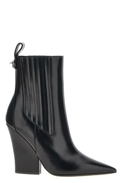 VLogo Lockette ankle boots - Black