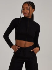 Wide Brushed Ribbed Lettuce Hem Long Sleeve Crop Top  - M  - Black